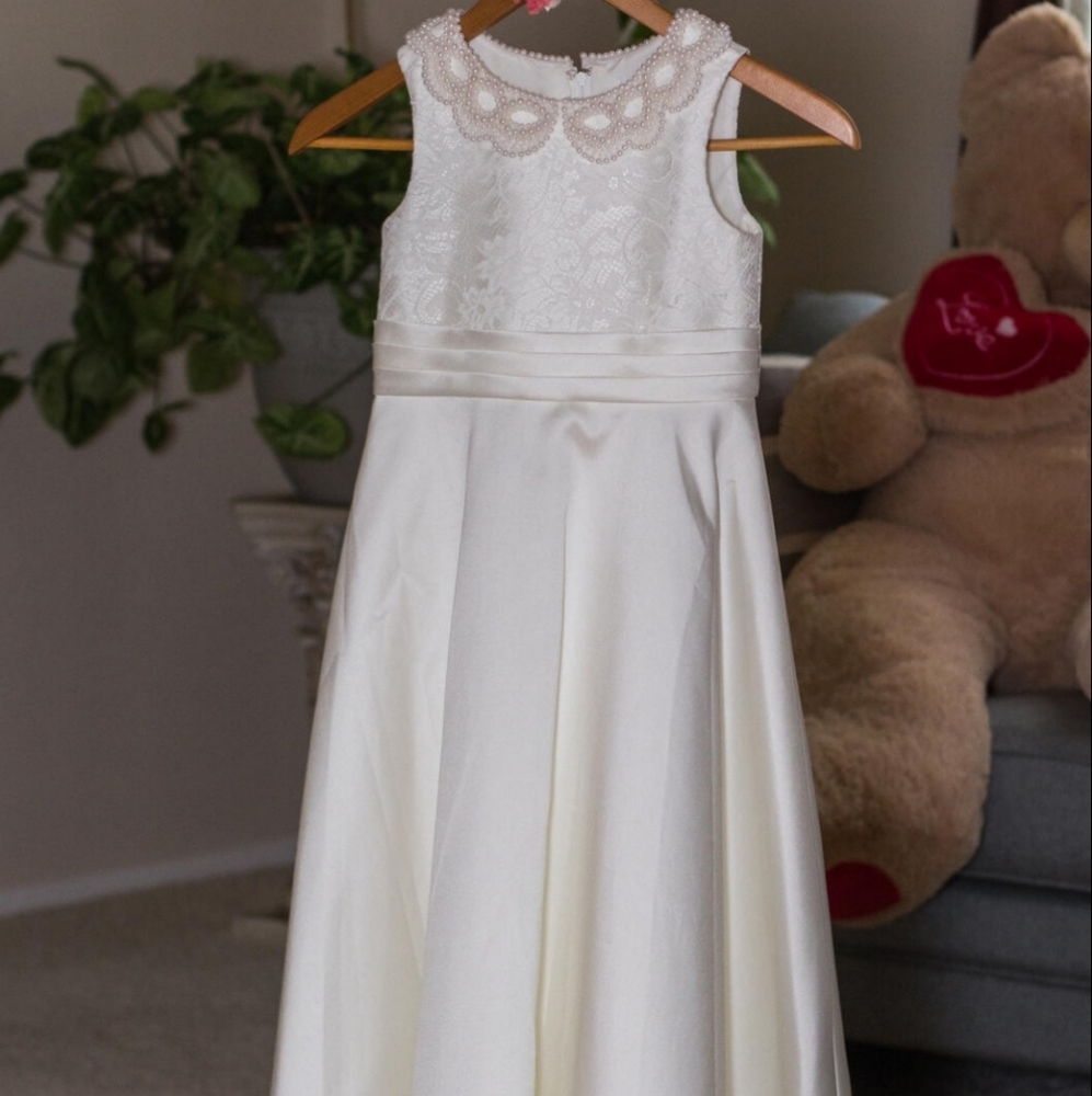 Flower girl dress